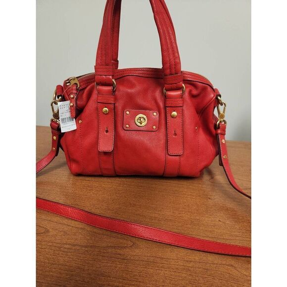 NWT Marc By Marc Jacobs Red Leather Turnlock Shoulder Crossbody - Picture 4 of 10